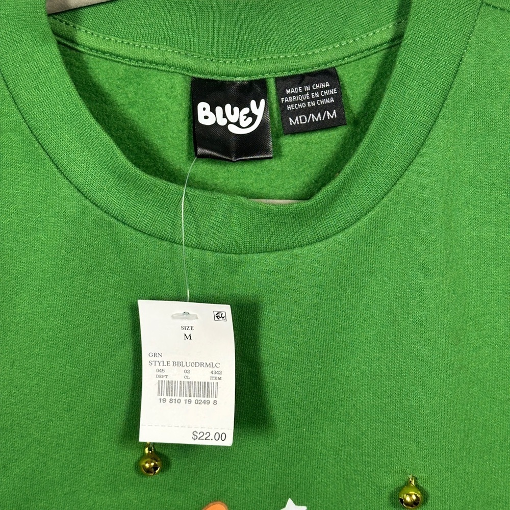 New Bluey festive sweatshirt cozy fleece jingle bell graphic adult medium green - Picture 6 of 11